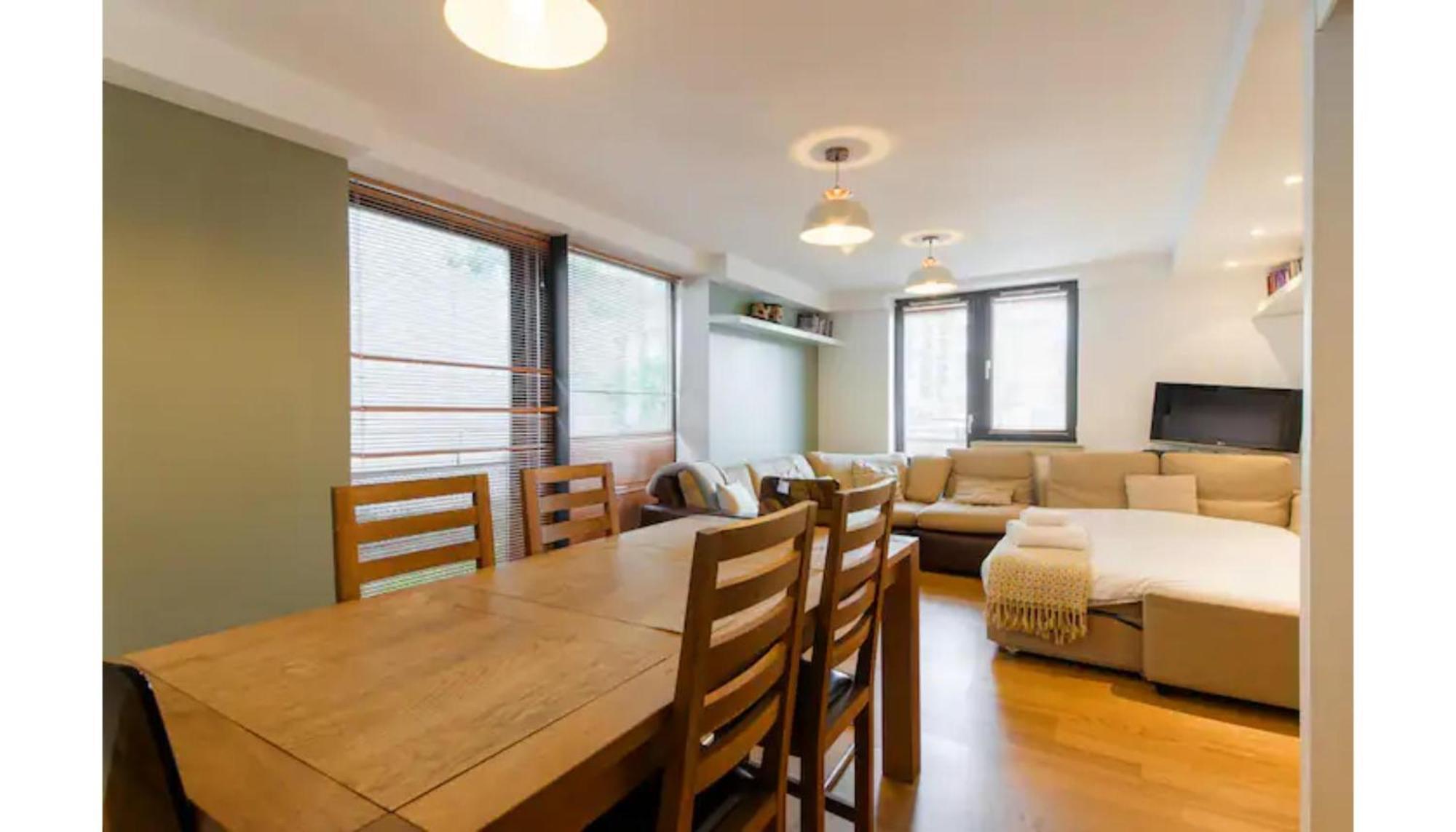 Apartmán Modern Flat In The Middle Of Old Town EDI Exteriér fotografie