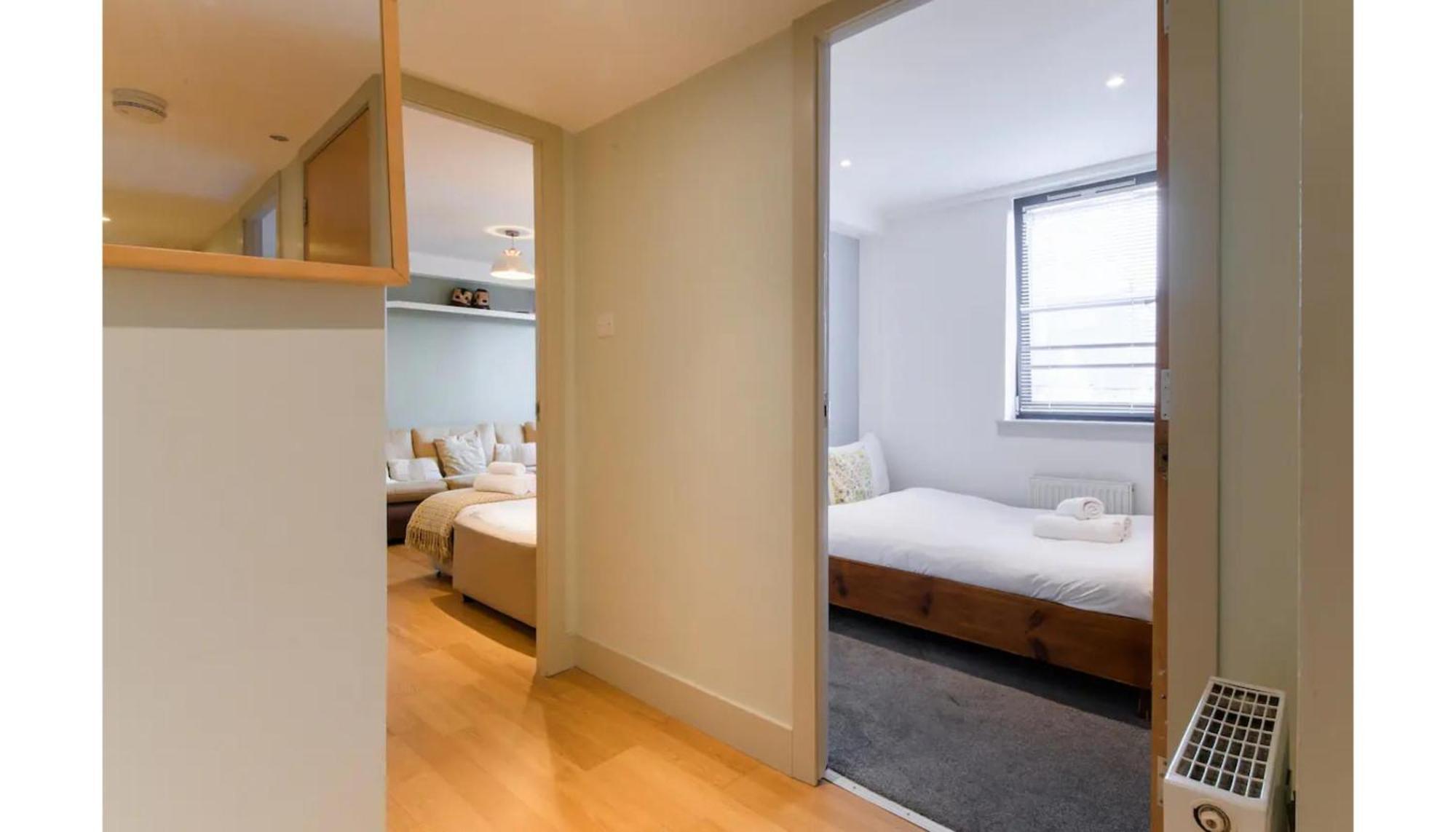 Apartmán Modern Flat In The Middle Of Old Town EDI Exteriér fotografie