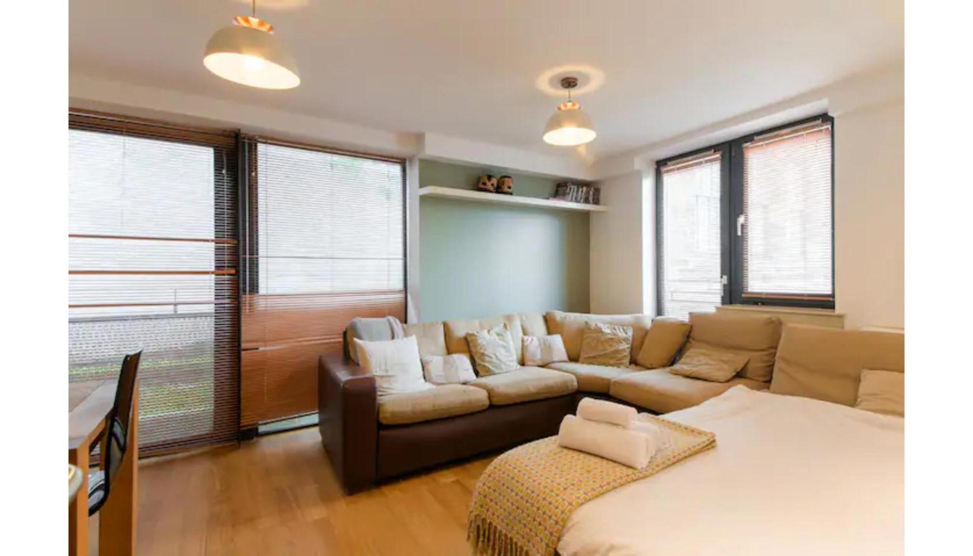 Apartmán Modern Flat In The Middle Of Old Town EDI Exteriér fotografie